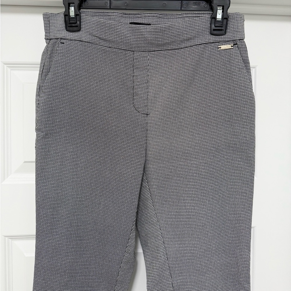Black and White Houndstooth Cropped Pants Women’s Size M - Picture 2 of 9